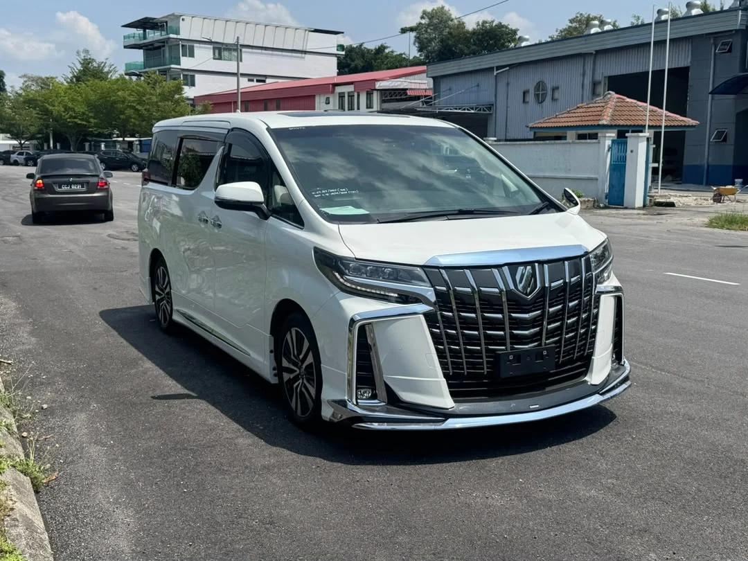 Toyota Alphard SC 2.5 kereta recond 7 seater di Bangi